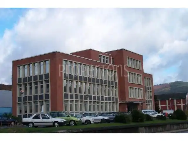 Exterior view of Office for rent in Laudio / Llodio