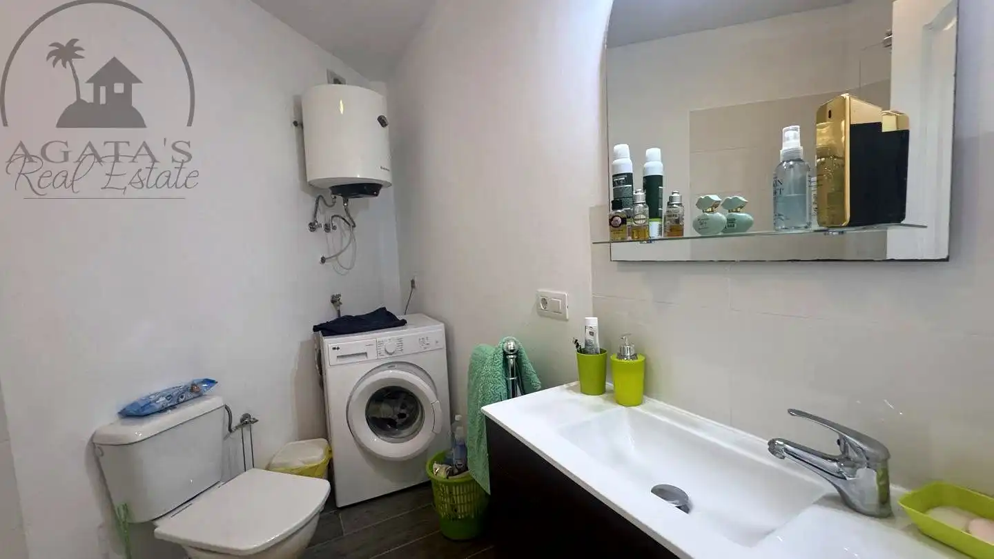 Baño de Apartamento en venta en Icod de los Vinos con Terraza y Balcón