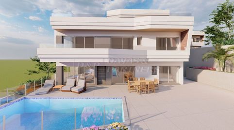 Villa en venta en Campoamor, 4 dormitorios.