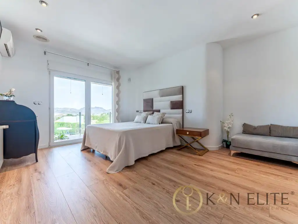 Habitación de Casa o chalet en venta en Petrer con Aire acondicionado, Jardín privado y Piscina