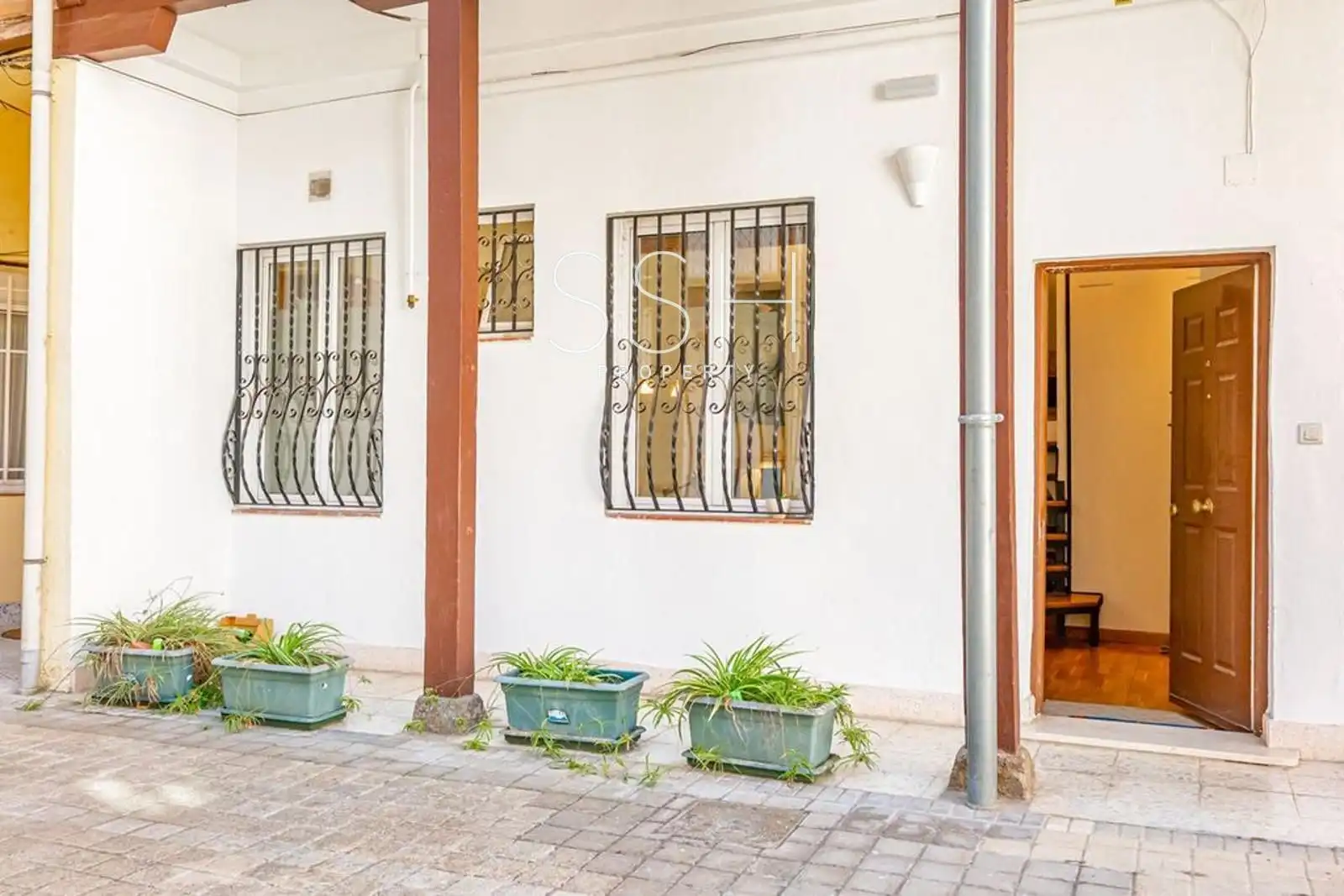 Außenansicht von Wohnung zur Miete in Madrid mit Heizung und Möbliert