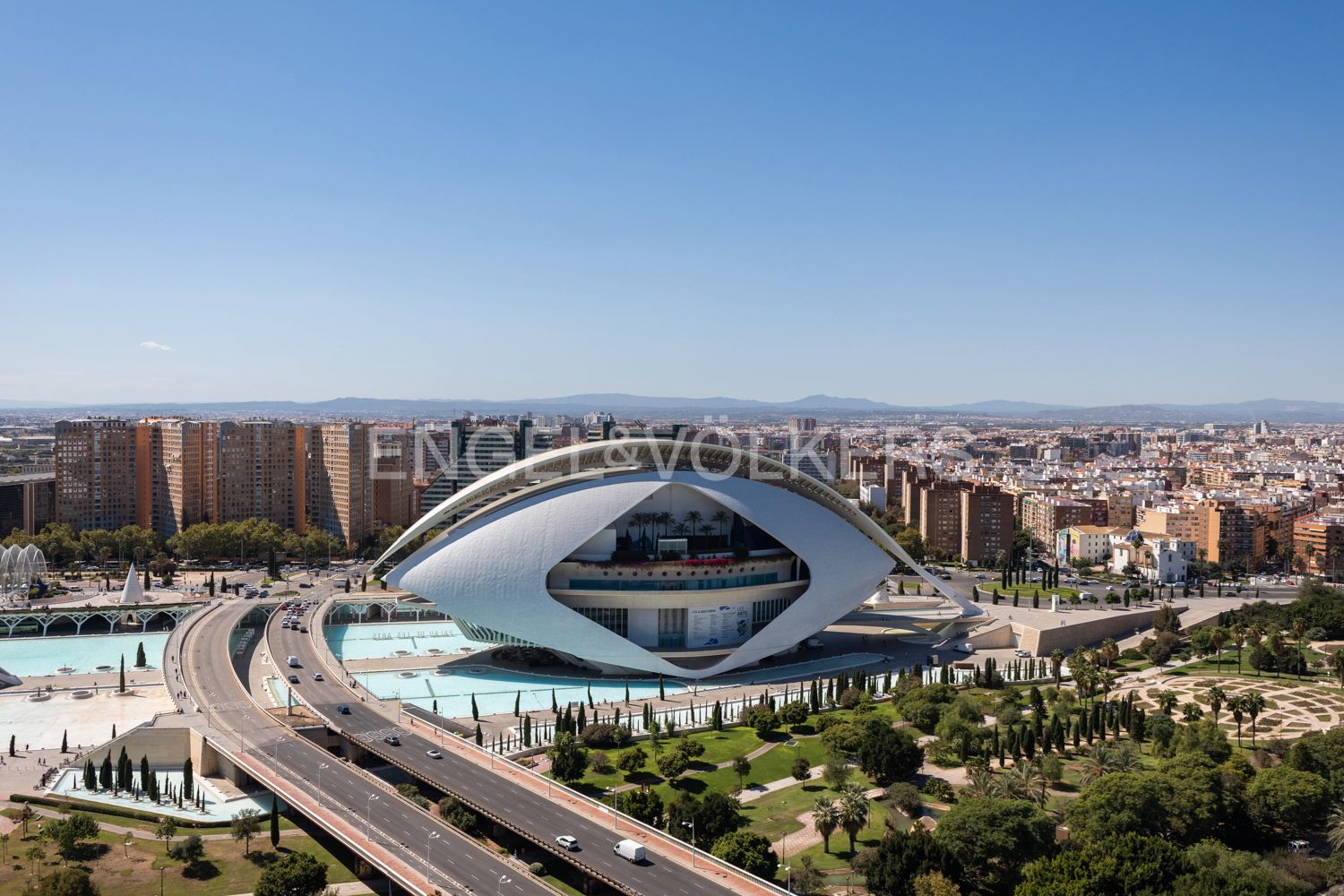 Exterior view of Duplex to rent in  Valencia Capital  with Air Conditioner, Heating and Parquet flooring