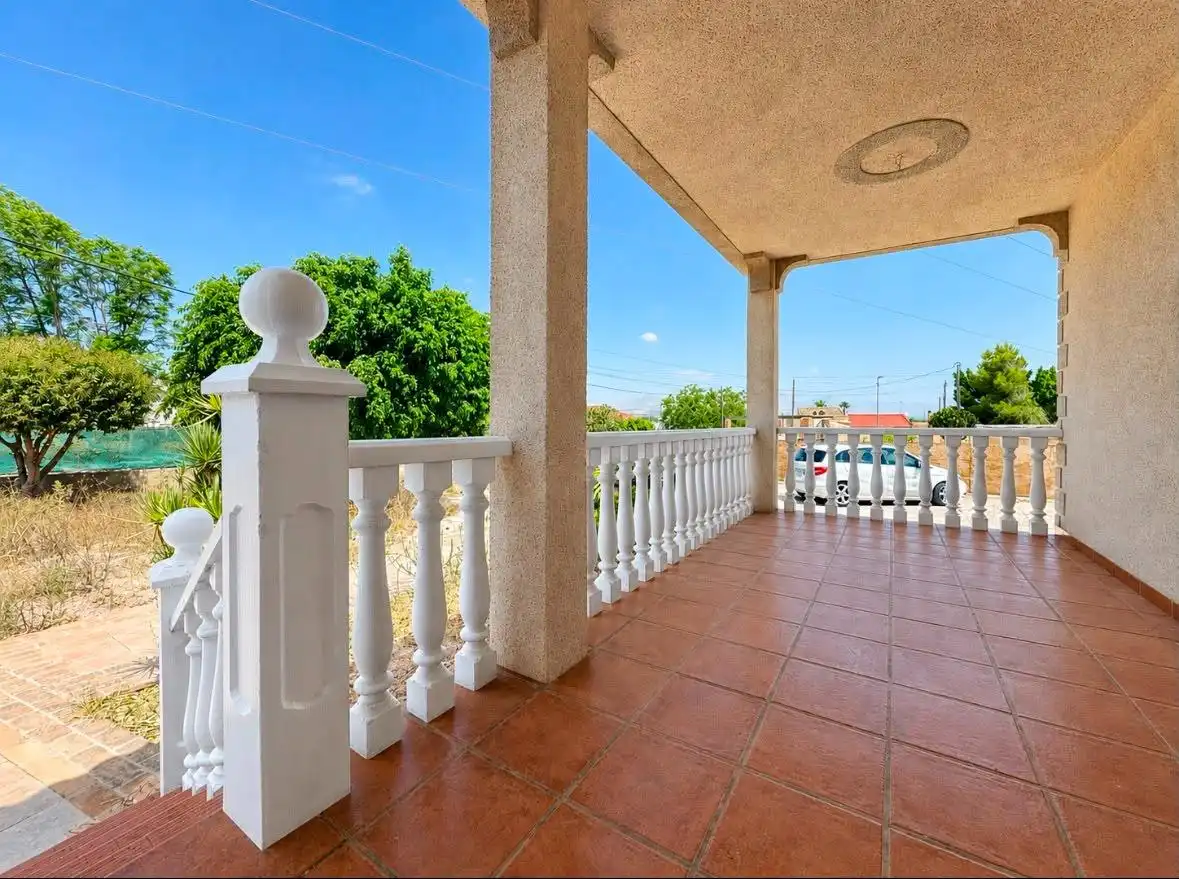 Terrassa de Casa o xalet en venda en Orihuela