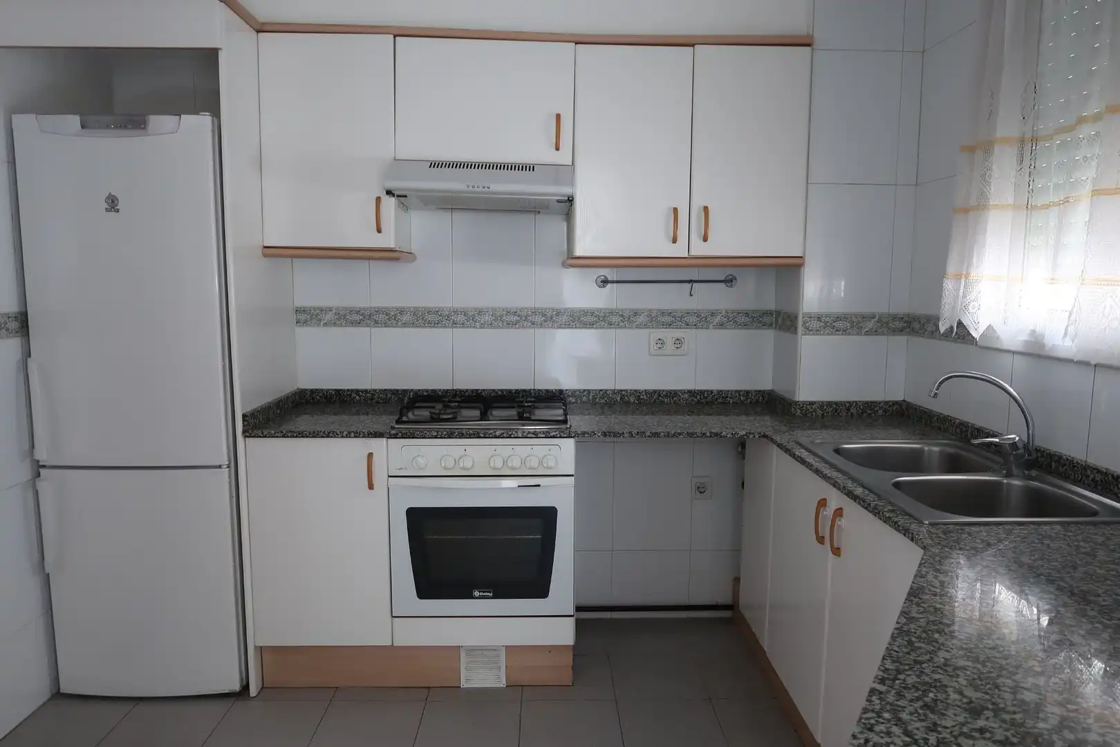 Cocina de Piso en venta en Vallirana con Aire acondicionado, Calefacción y Terraza