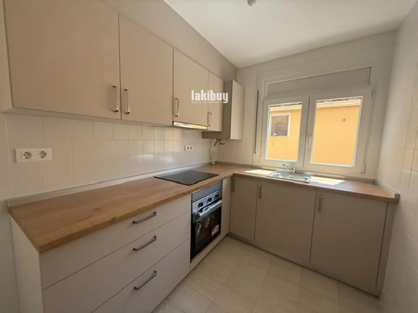 Cocina de Piso de alquiler en Preixens con Calefacción