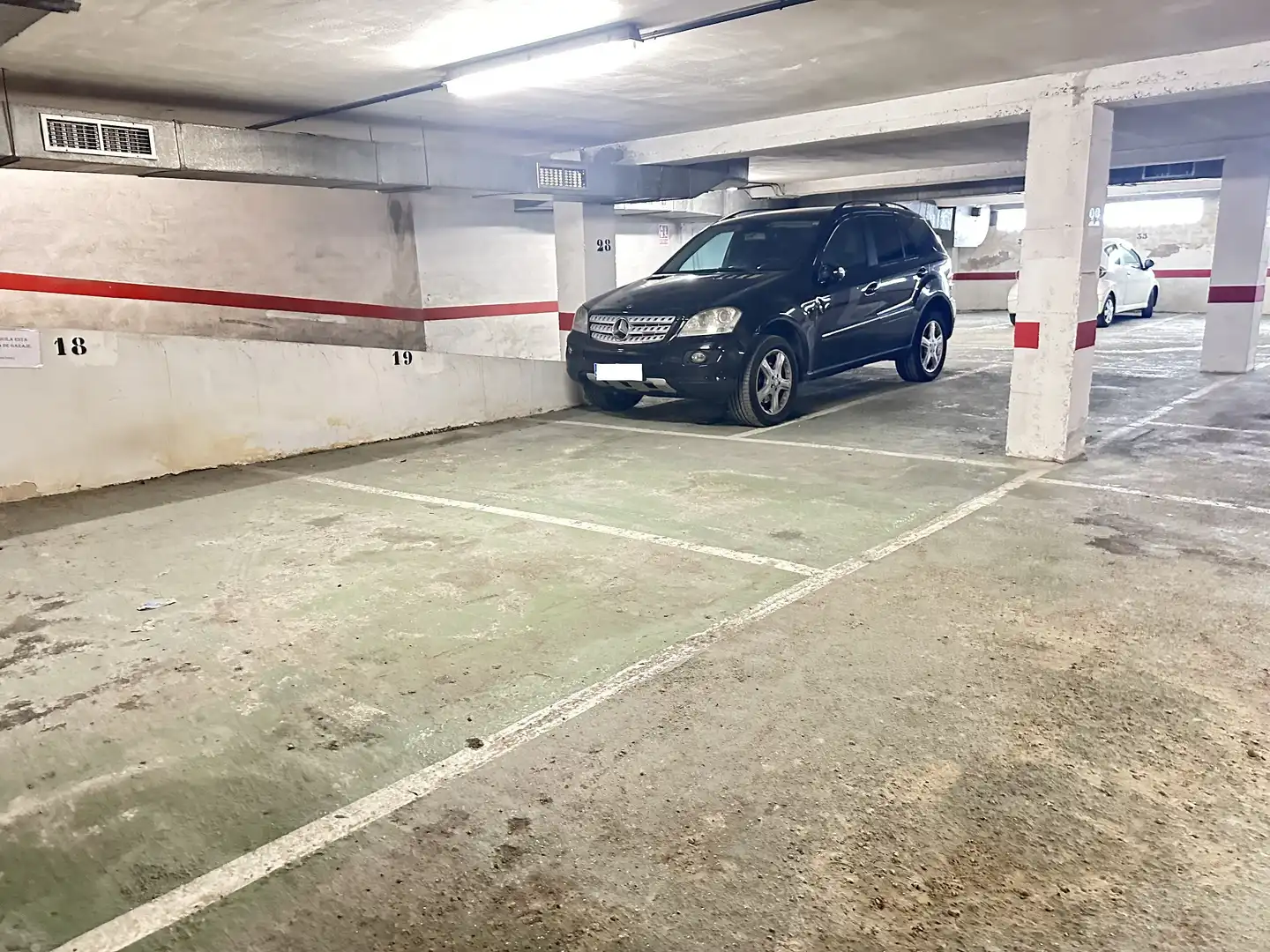 Garatge en venda a Avenida de Rosalía de Castro, Campus Sur - Santa Marta