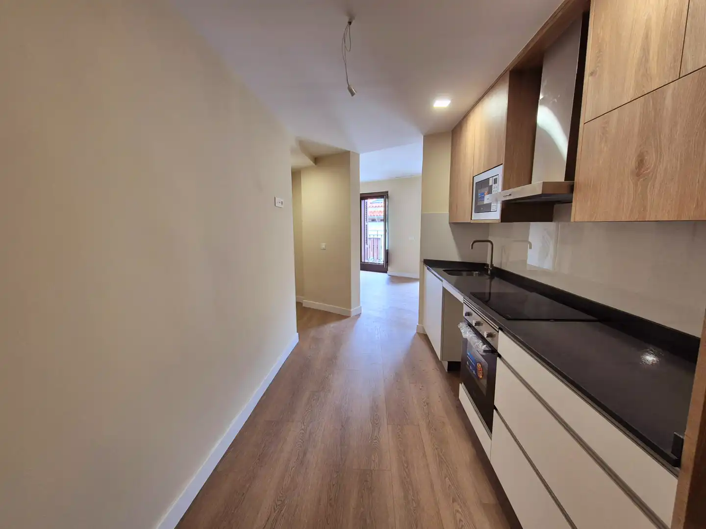 Kitchen of Flat for sale in Madrid  with Air Conditioner, Heating and Microwave