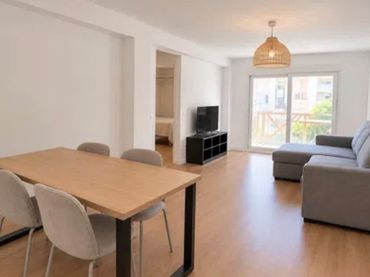 Flat with balcony to rent in Puerto Deportivo Fuengirola 34