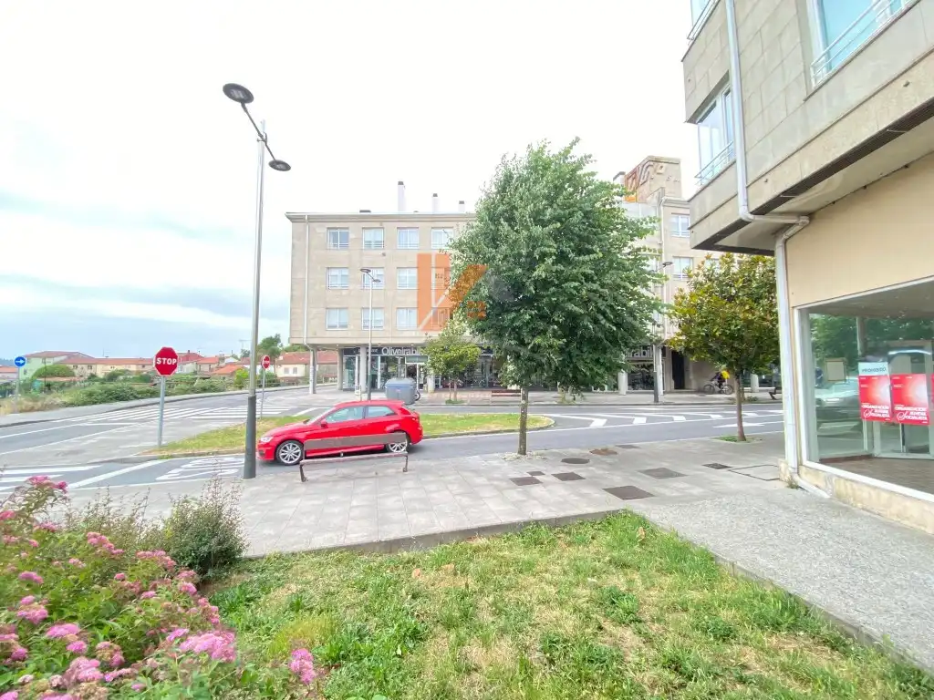 Local comercial de lloguer a Rúa de Sánchez Freire, imagen 4