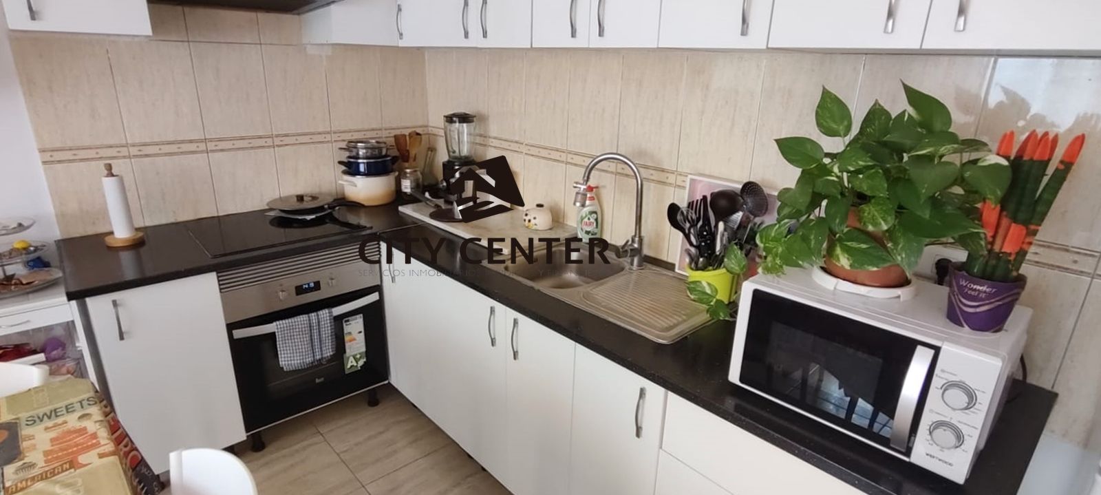 Cuina de Apartament en venda en San Miguel de Abona amb Moblat