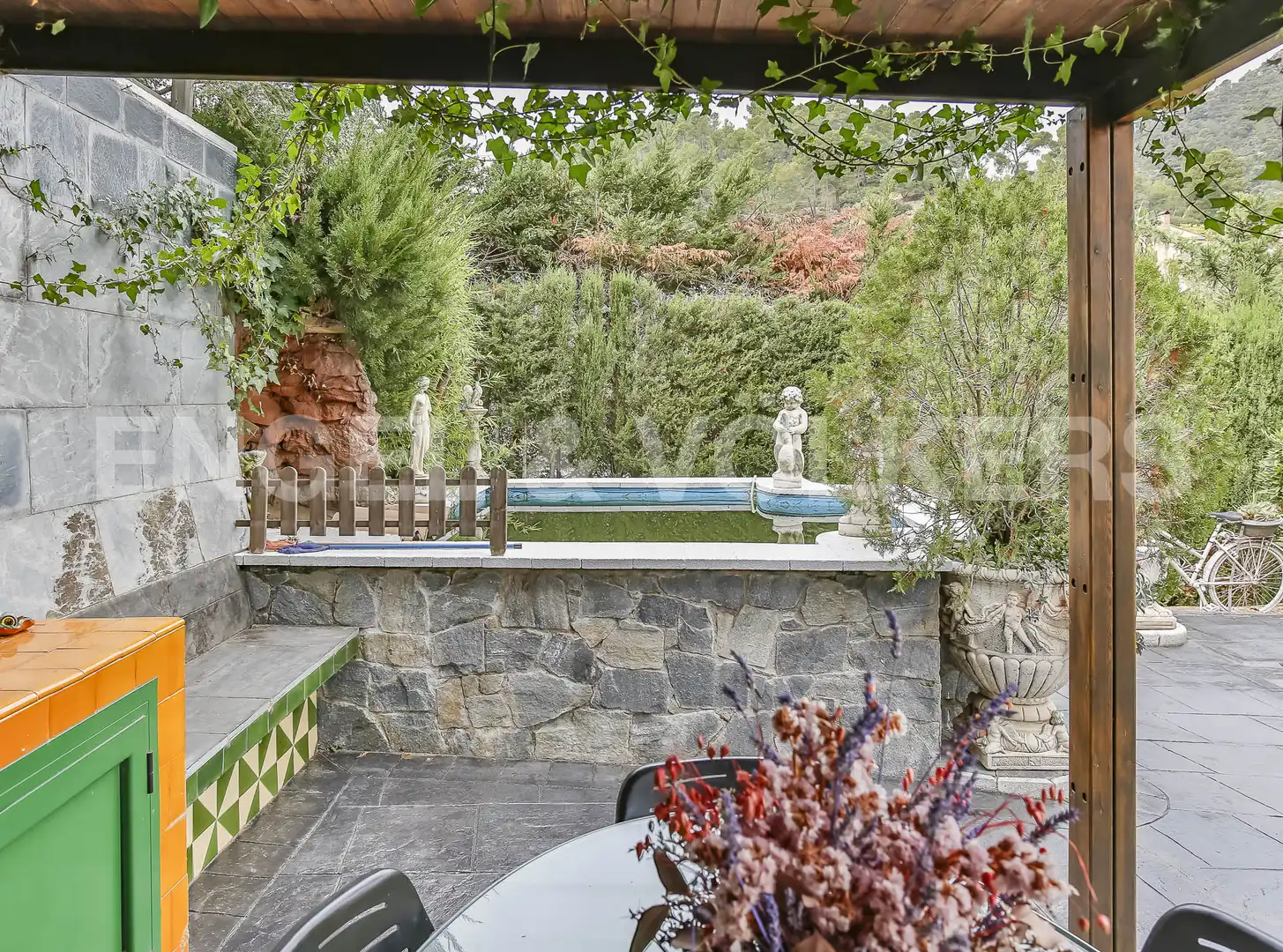 Terraza de Casa o chalet en venta en Santa Coloma de Cervelló con Calefacción, Jardín privado y Parquet
