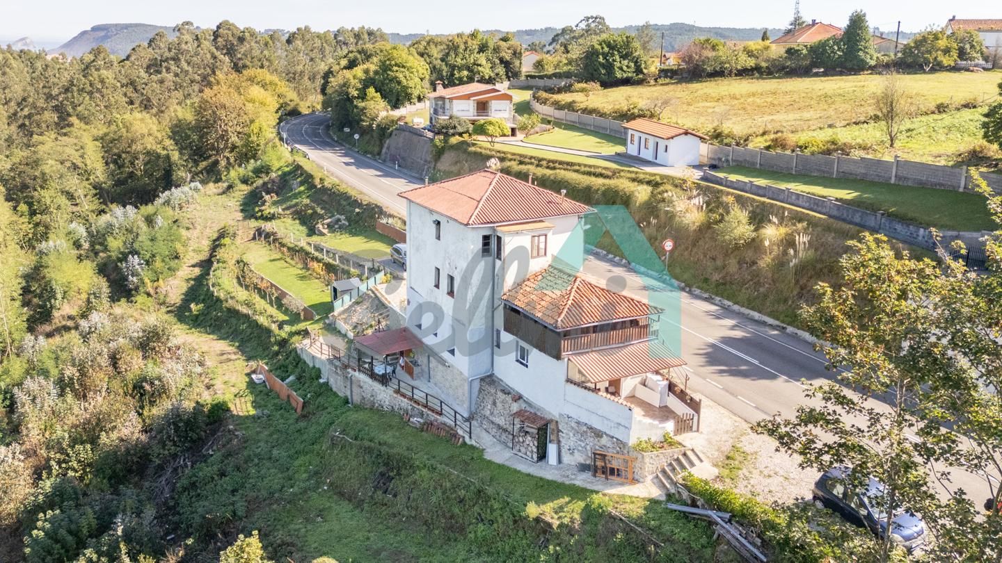 Vista exterior de Casa o chalet en venta en Muros de Nalón con Calefacción, Jardín privado y Terraza