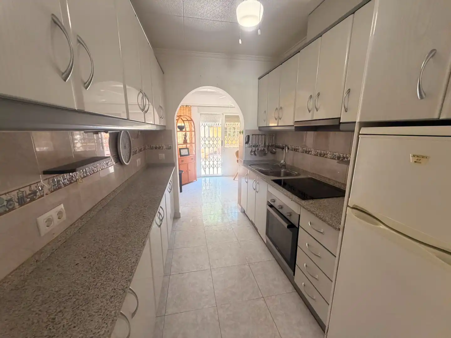 Cocina de Casa o chalet en venta en San Fulgencio con Aire acondicionado, Calefacción y Jardín privado
