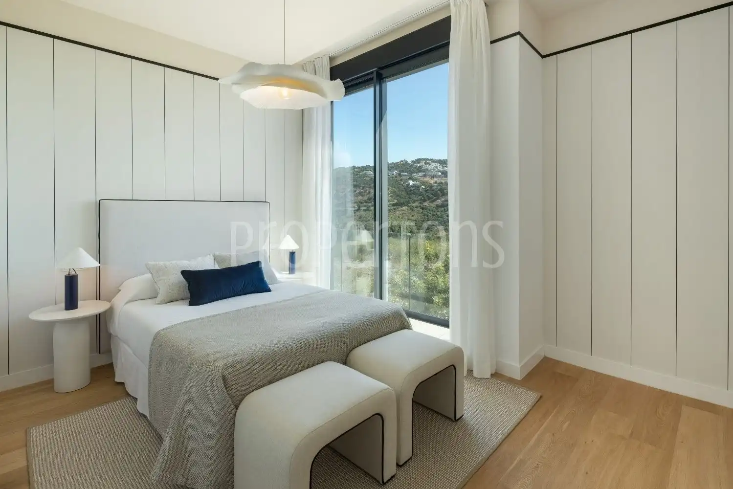 Bedroom of Detached homes for sale in Marbella