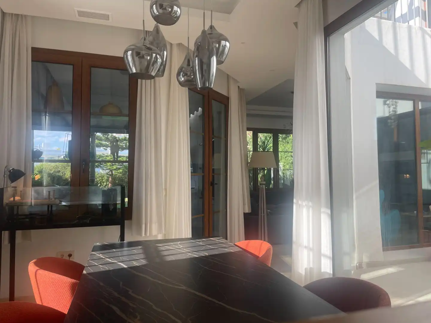 Menjador de Casa o xalet en venda en Estepona Pueblo