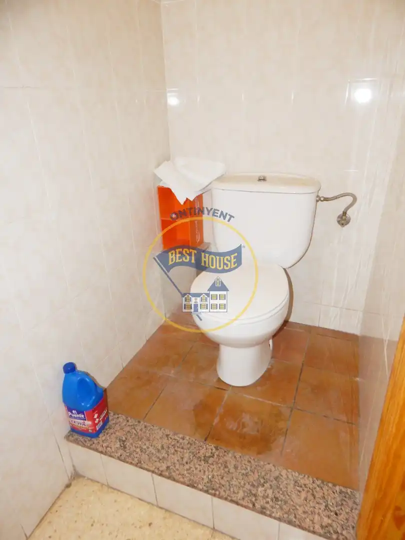 Business premises to rent in Sant Josep - Zona Hospital, imagen 13