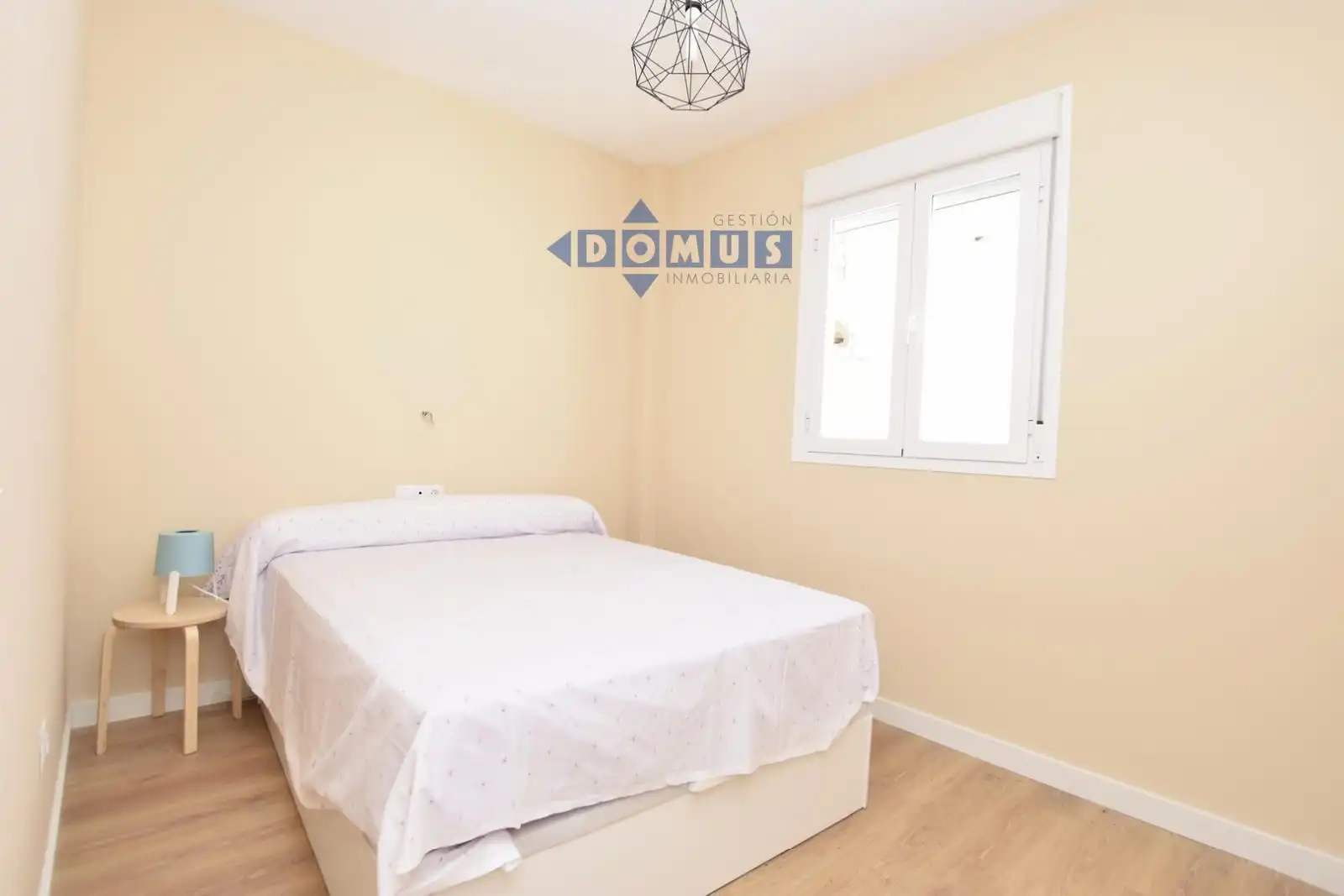 Bedroom of Flat for rent in Ronda  with Air Conditioner and Terrace
