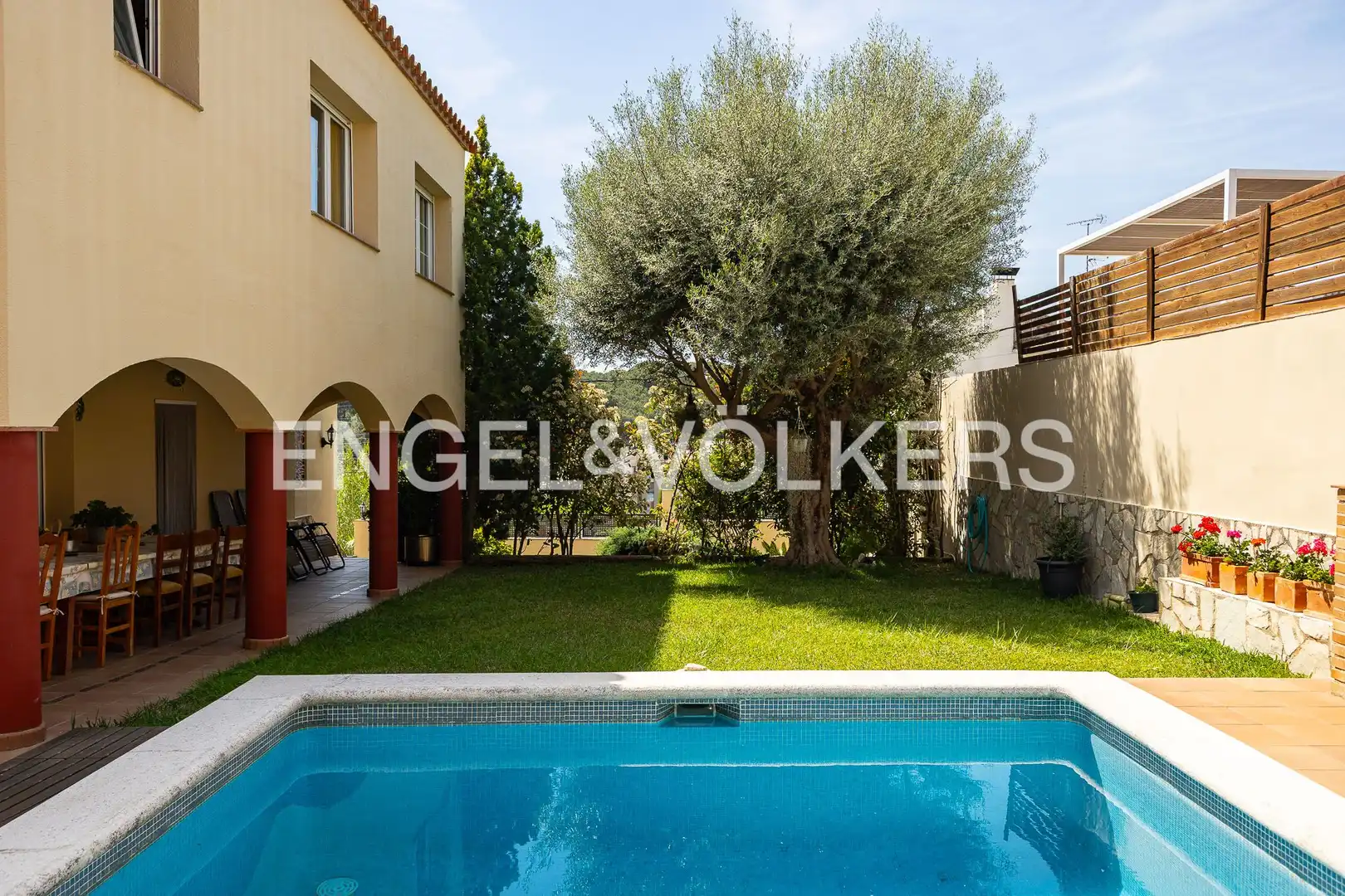 Piscina de Casa o chalet en venta en Arenys de Mar con Calefacción, Jardín privado y Terraza