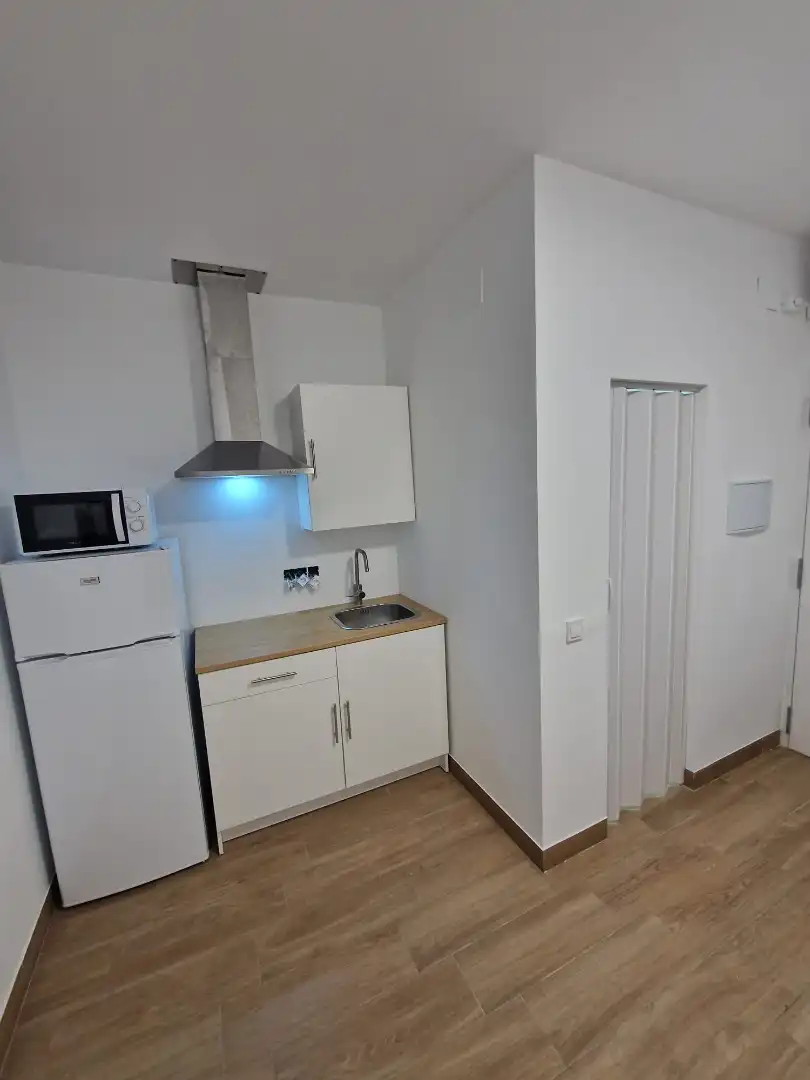Cuina de Estudi en venda en Córdoba amb Aire condicionat i Moblat