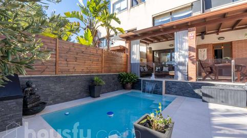 Foto 4 de Casa adosada en venda a Avinguda Sis Camins, ., La Collada - Sis Camins, Vilanova i la Geltrú