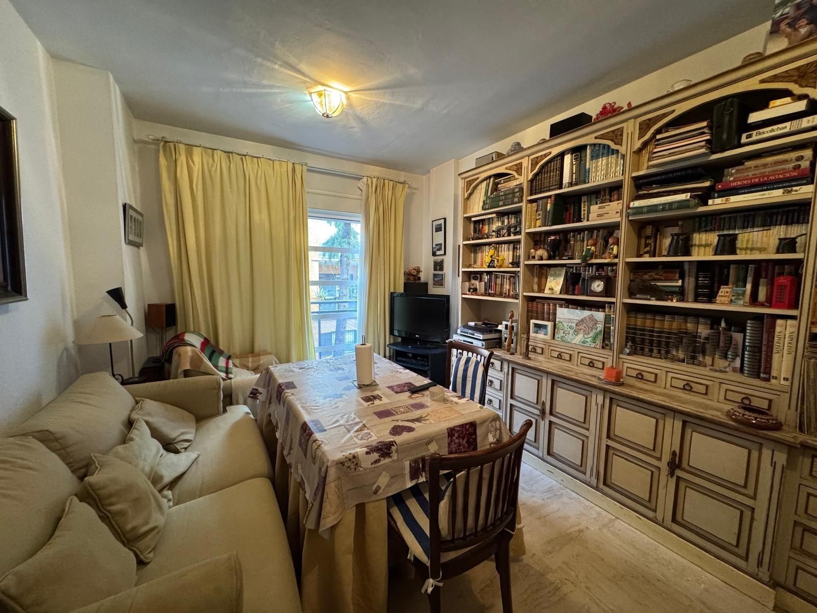 Living room of Flat for sale in Mairena del Aljarafe  with Private garden and Terrace