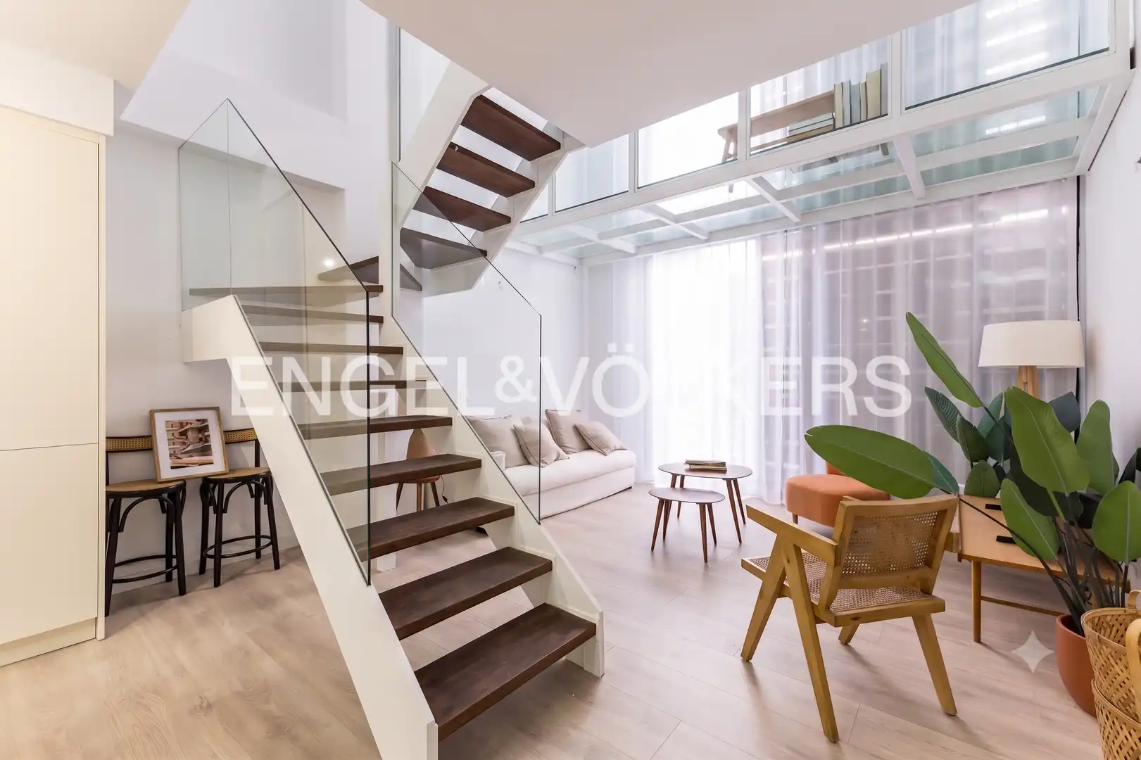 Terraza de Dúplex en venta en Barcelona con Aire acondicionado, Calefacción y Jardín privado
