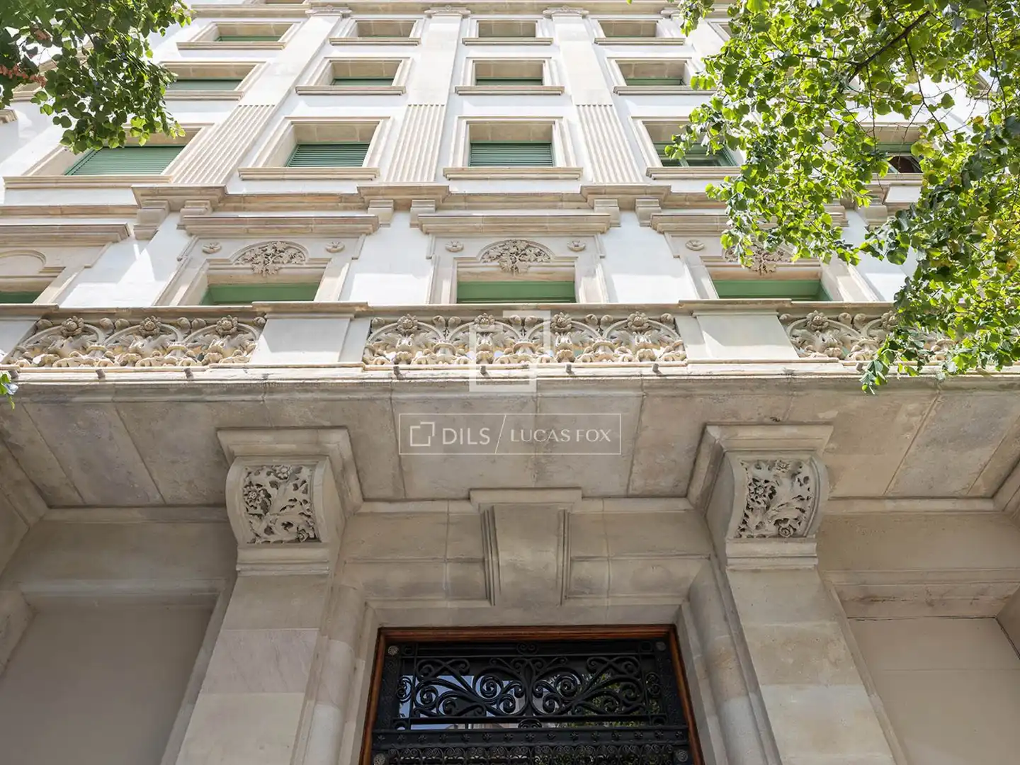 Vista exterior de Pis en venda en Barcelona amb Aire condicionat, Calefacció i Parquet