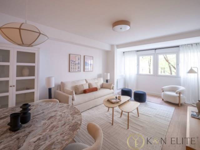 Piso en Venta en Calle Orense en Cuatro Caminos - Azca