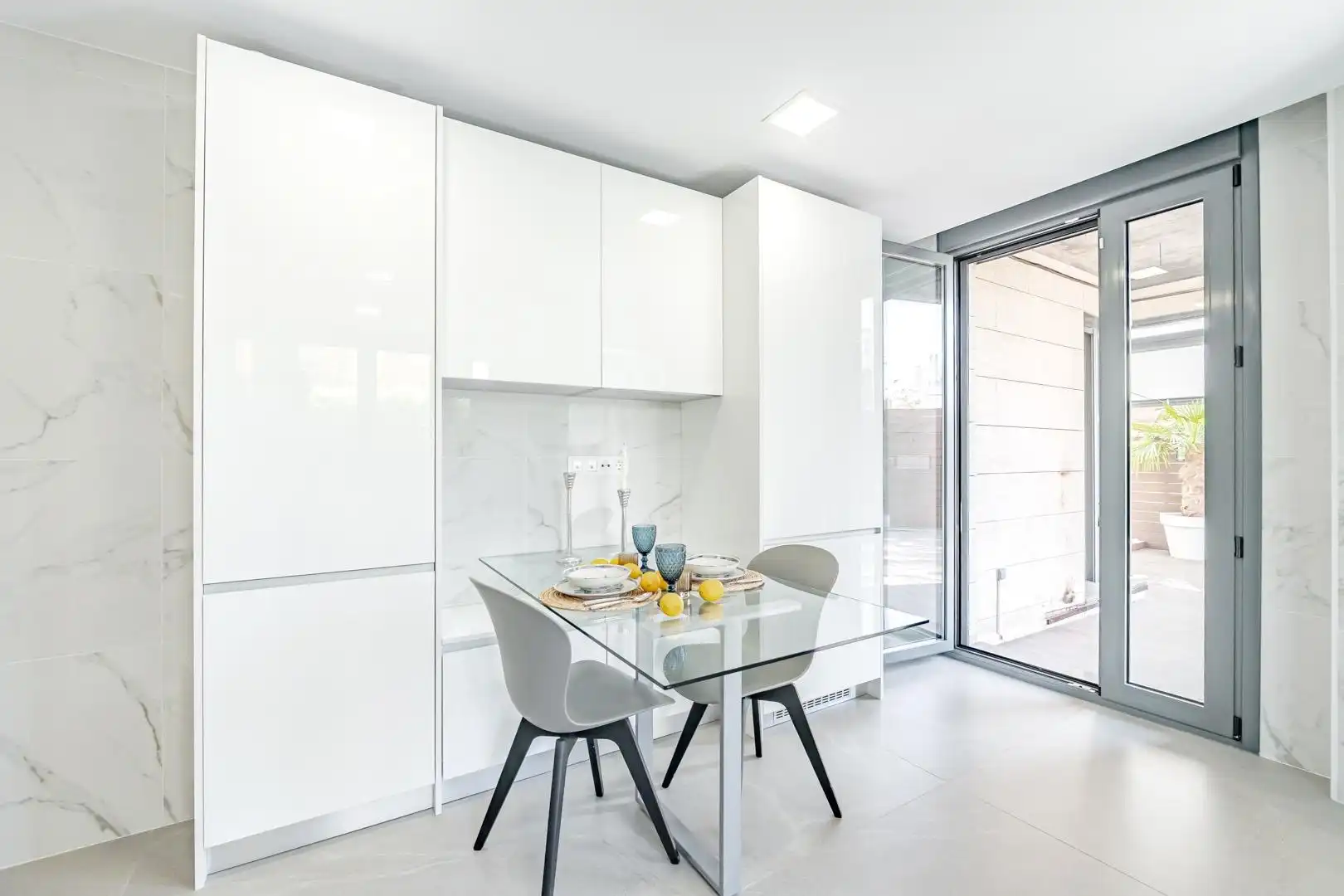 Kitchen of Ground floor for rent in Madrid  with Air Conditioner, Heating and Terrace