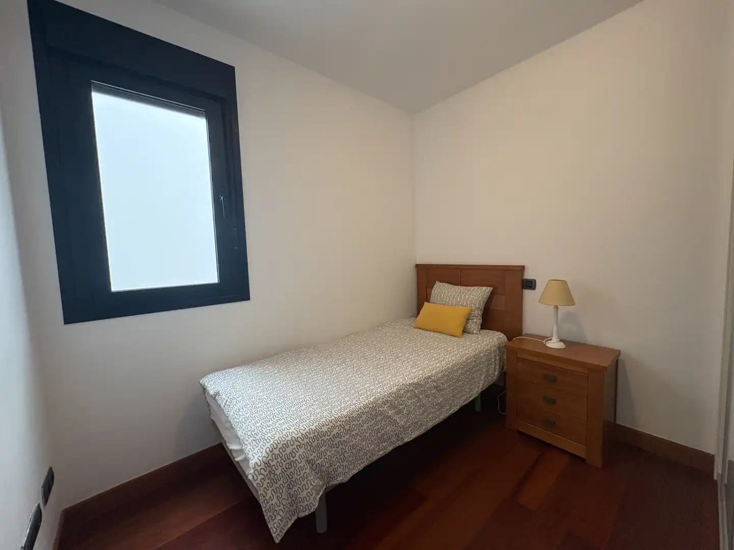 Schlafzimmer von Wohnung zur Miete in Centro