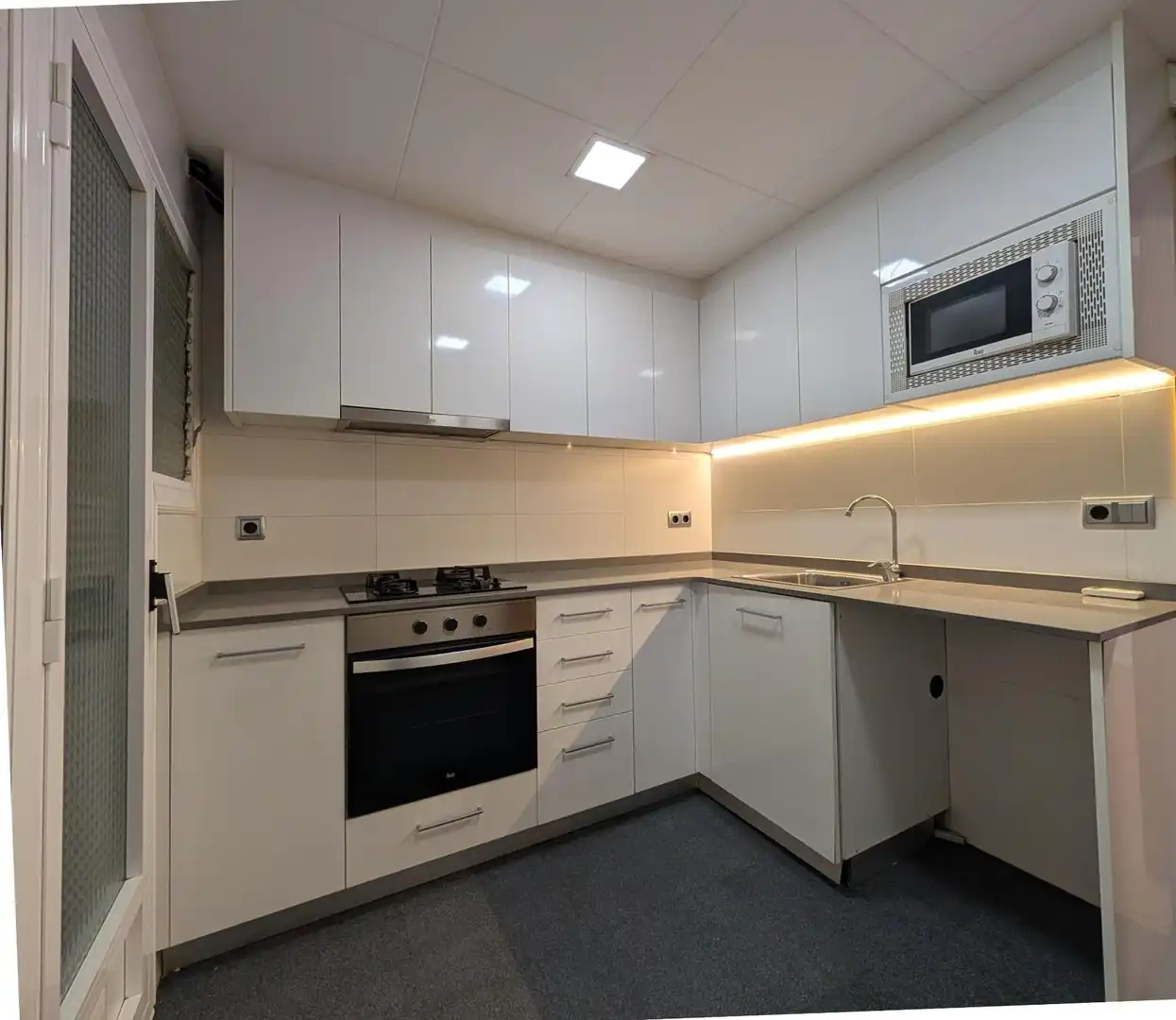 Kitchen of Flat for sale in Molins de Rei  with Air Conditioner