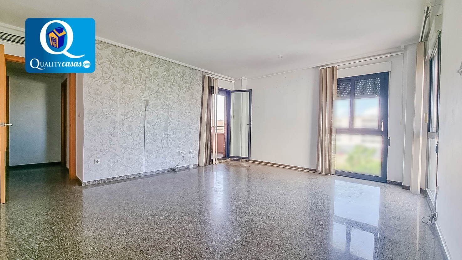 Sala d'estar de Dúplex en venda en Alicante / Alacant amb Aire condicionat, Calefacció i Piscina comunitària