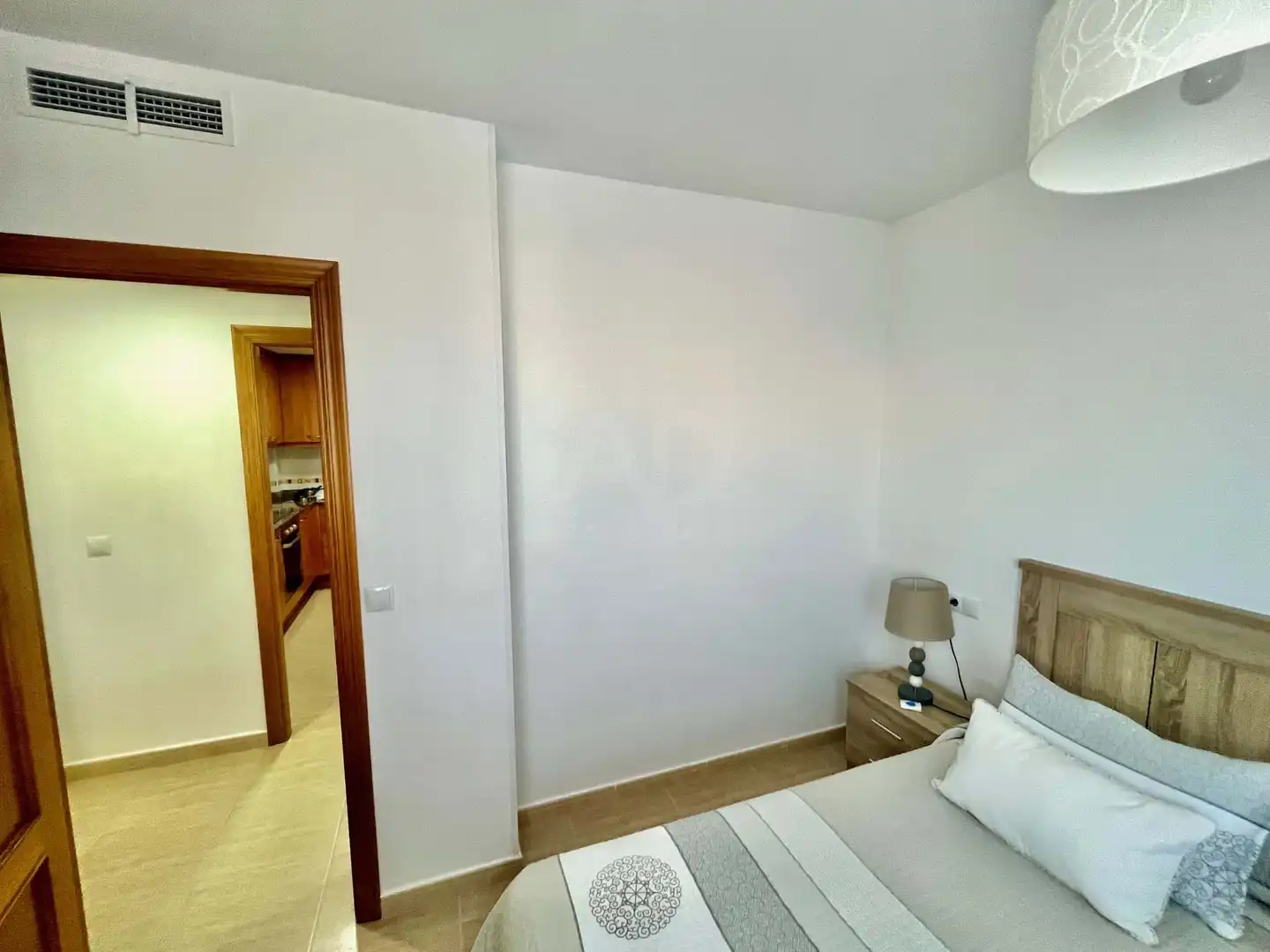 Schlafzimmer von Wohnung zum Verkauf in Torreblanca mit Klimaanlage, Heizung und Schwimmbad