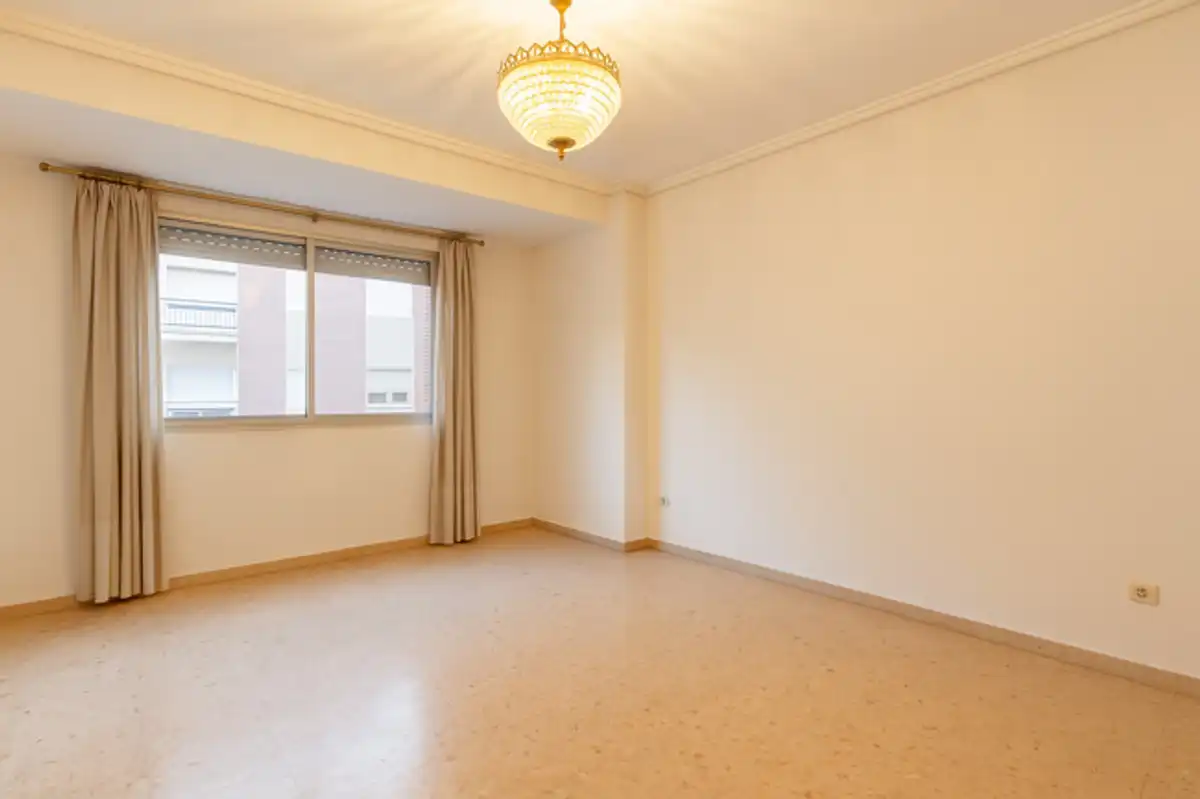 Flat with terrace for sale in Carrer de Franco Tormo, imagen 3
