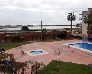 Swimming pool of Flat to rent in Cubelles  with Air Conditioner, Heating and Private garden