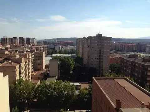 Vista exterior de Pis per a compartir en Centro