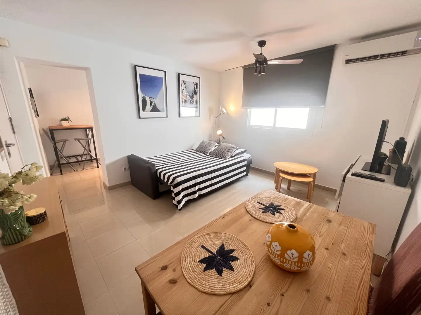 Bedroom of Study for rent in Marbella  with Air Conditioner, Furnished and Oven