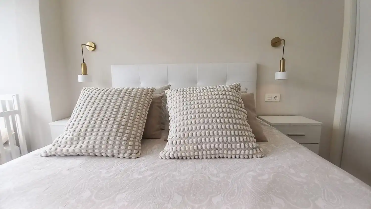 Habitación de Piso en venta en A Coruña Capital  con Calefacción