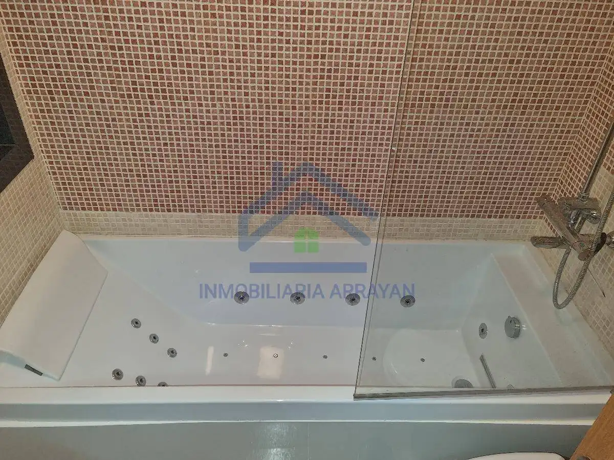 Àtic amb piscina de lloguer a Albolote, imagen 24