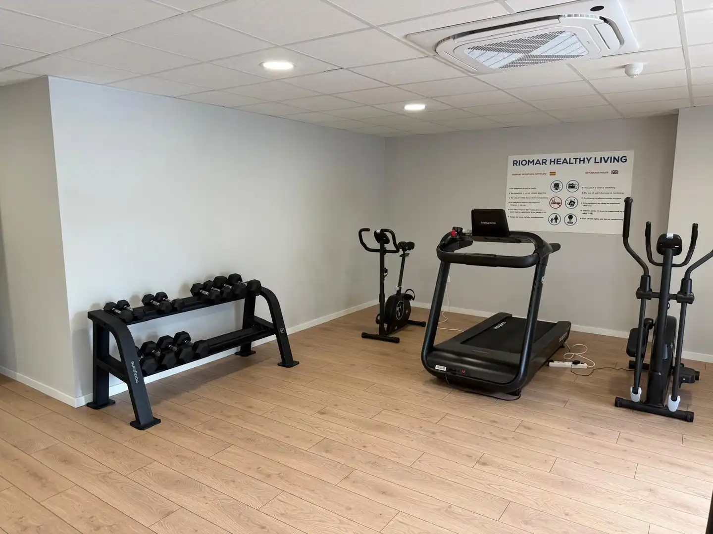 Planta baja en venta en Pilar de la Horadada con Terraza, Trastero y Piscina comunitaria