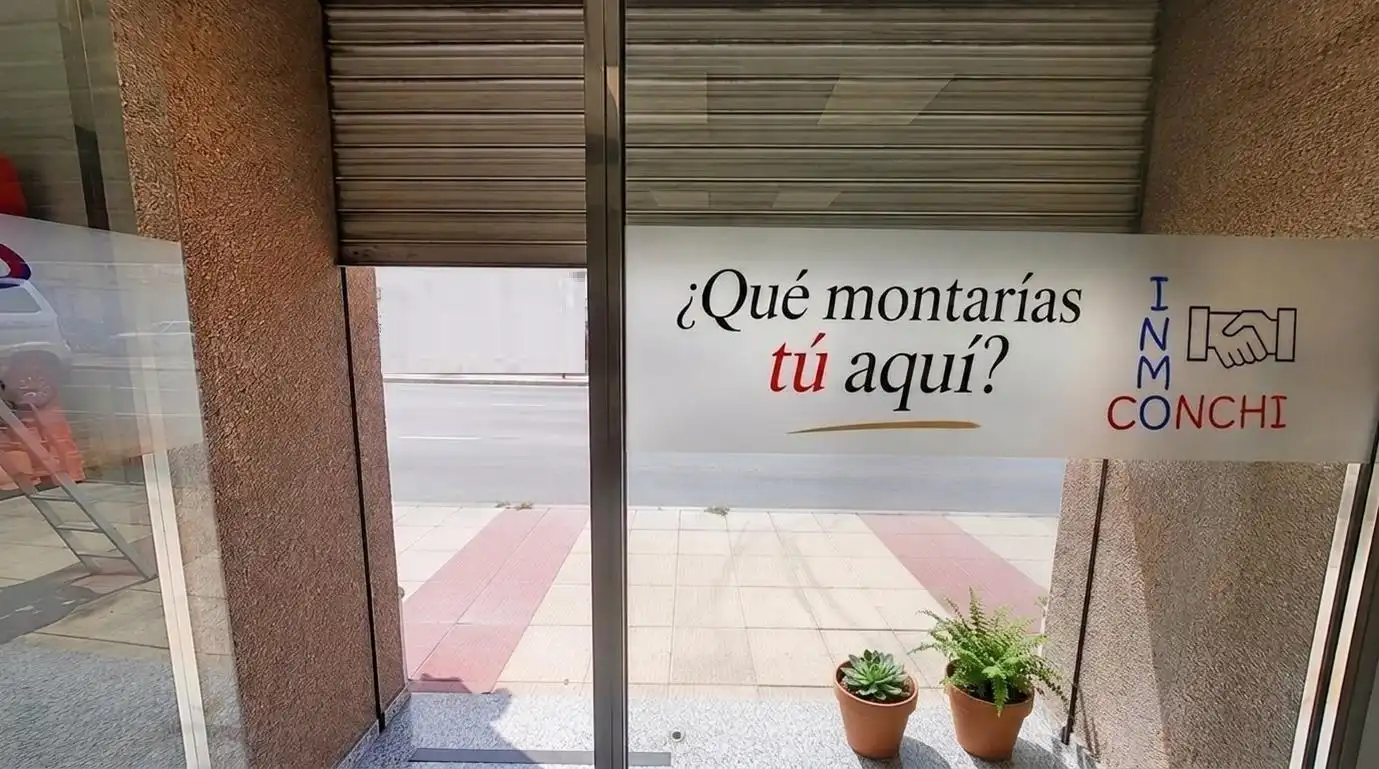 Local en venda en Murcia amb Moblat