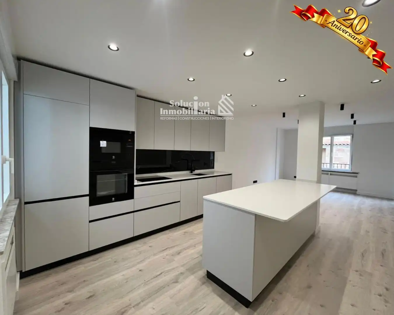 Küche von Wohnung zum Verkauf in Salamanca mit Heizung, Terrasse und Möbliert