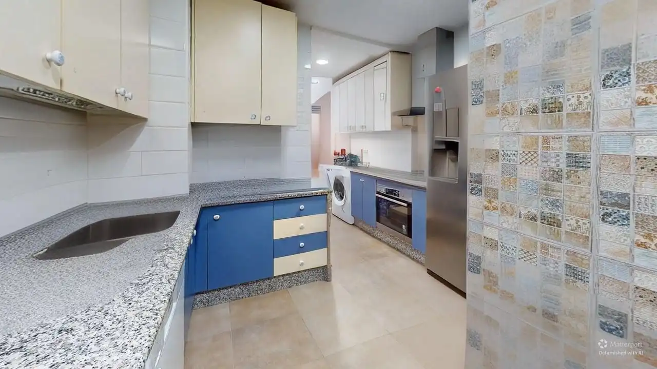 Kitchen of Flat for sale in Sevilla  with Air Conditioner, Heating and Terrace
