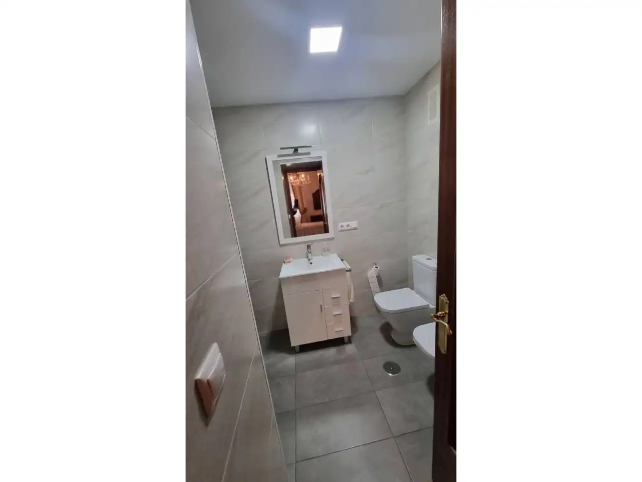Bathroom of Apartments for rent in Córdoba  with Air Conditioner, Heating and Furnished