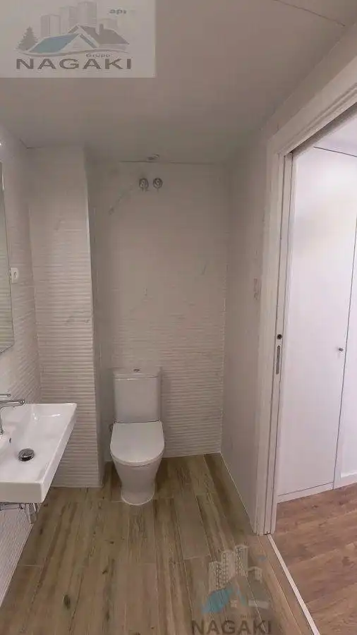 Badezimmer von Haus oder Chalet zum Verkauf in El Papiol mit Parkett und Terrasse