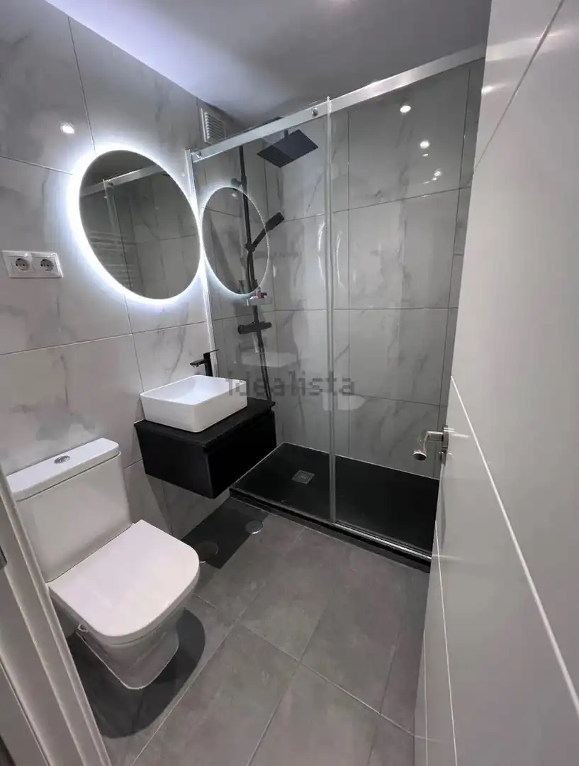 Baño de Piso de alquiler en Madrid
