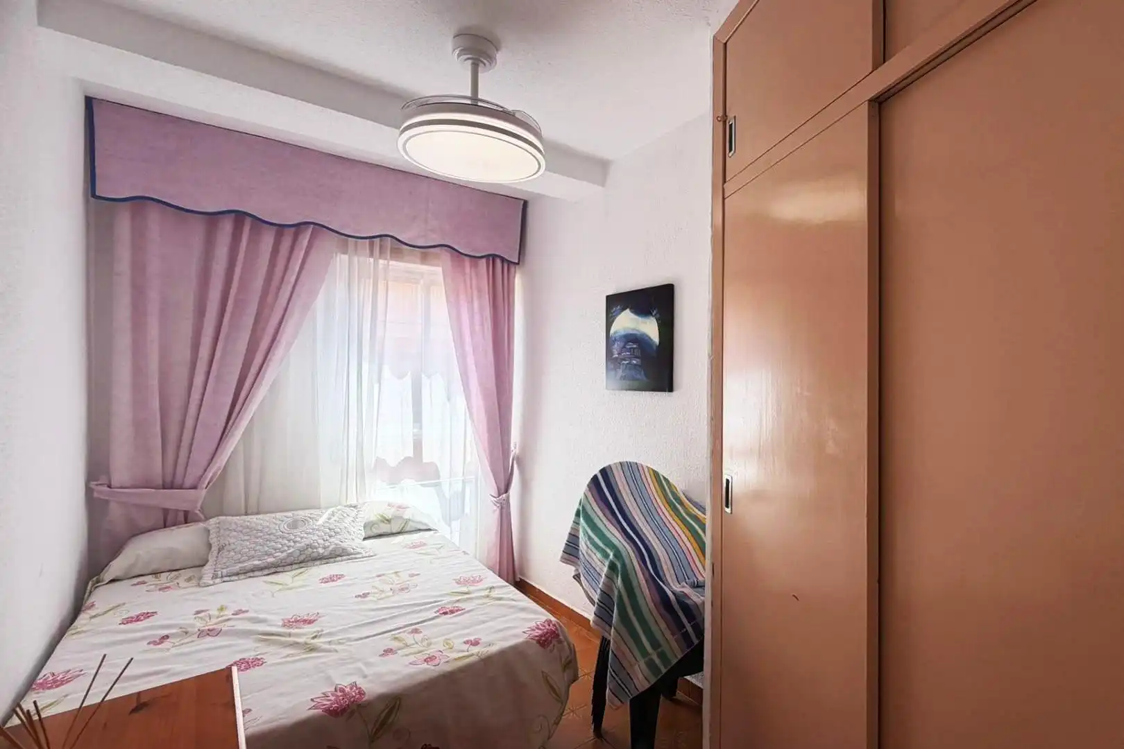Habitación de Ático en venta en Torrevieja con Aire acondicionado, Calefacción y Amueblado