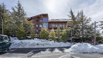 Außenansicht von Wohnung zum verkauf in Sierra Nevada mit Heizung