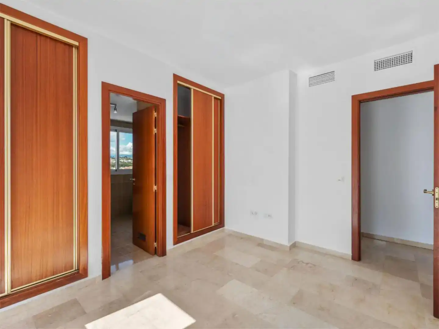Wohnung zum Verkauf in Fuengirola mit Schwimmbad