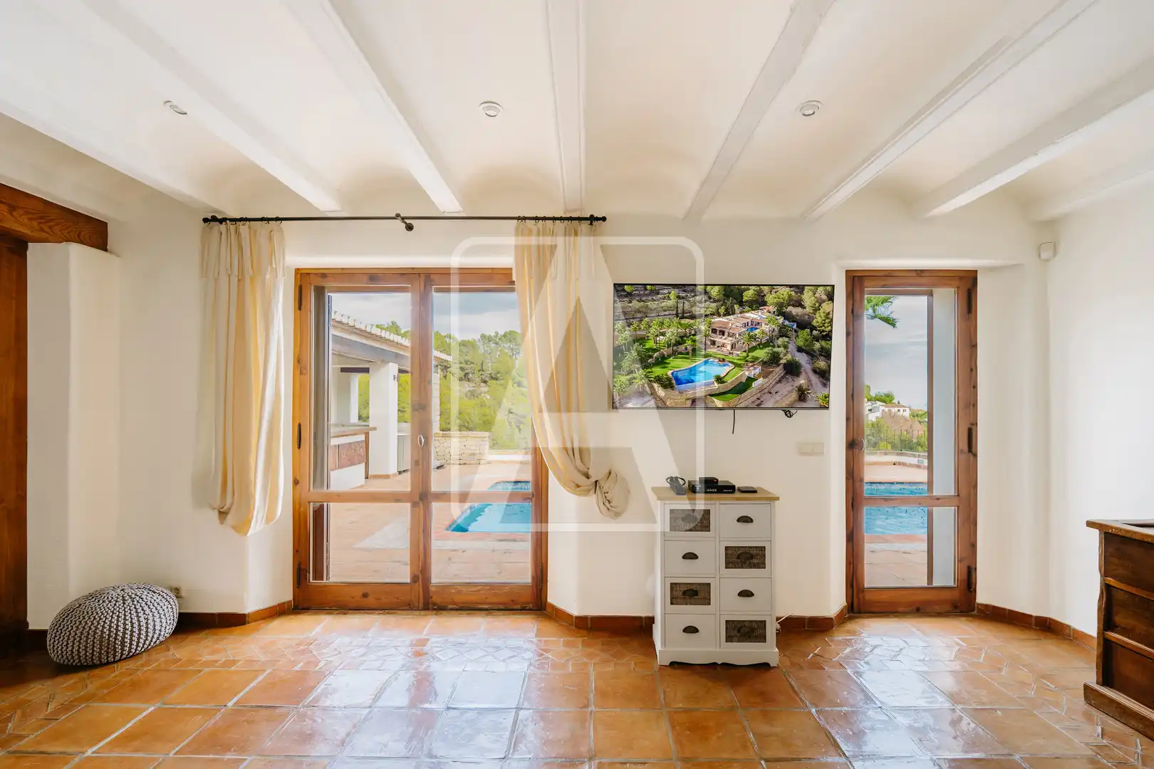 Sala de estar de Finca rústica en venta en Benissa con Aire acondicionado, Calefacción y Jardín privado